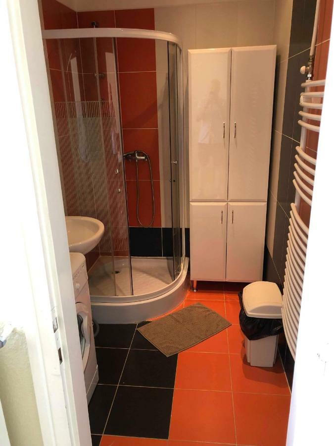 Palace - Belvarosi Apartman Eger Eksteriør billede